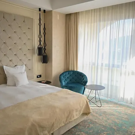 Aleksandar Palace Congress Center & 5*