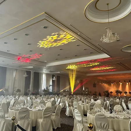 ホテル Aleksandar Palace Congress Center &