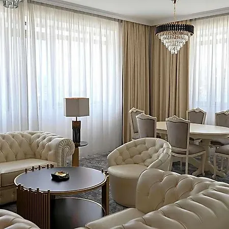 Aleksandar Palace Congress Center & 스코페