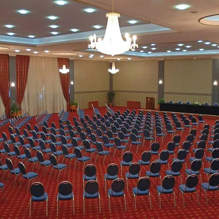 酒店 Aleksandar Palace Congress Center & 斯科普里