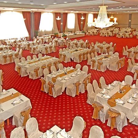 מלון Aleksandar Palace Congress Center & 5*