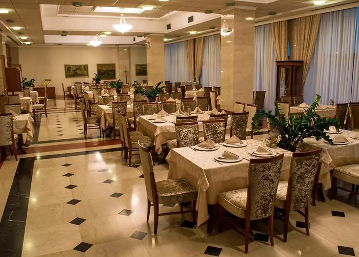 Отель Aleksandar Palace Congress Center &