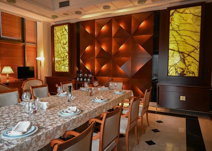 Aleksandar Palace Congress Center & 5* Скопье