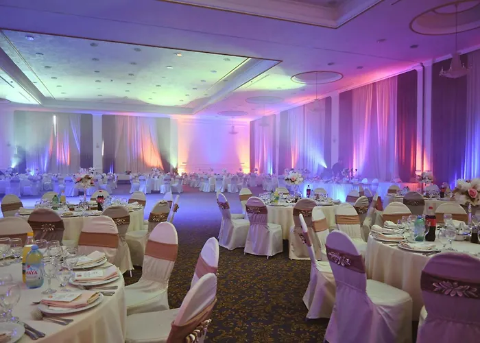 Aleksandar Palace Congress Center & 5*