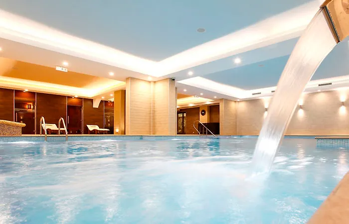 Aleksandar Palace Congress Center & Отель Скопье